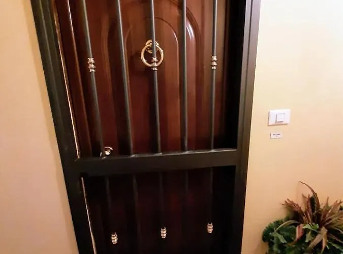 7 Quadri - Piazza Aldrovandi-