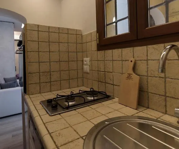 7 Quadri - Piazza Aldrovandi- Apartmán