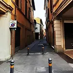 7 Quadri - Piazza Aldrovandi- Апартаменты